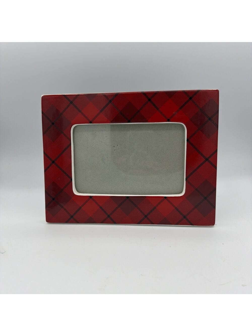 Bath & Body Works Christmas Plaid Picture Photo Frame 4x6 Red Ceramic Argyle